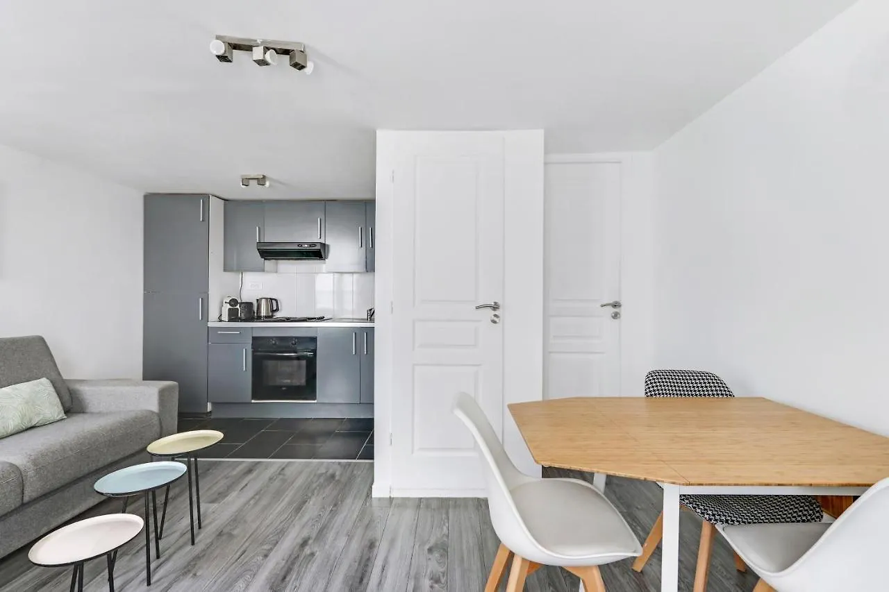 Daire Majesti Upper Marais Apartments- Rue Du Faubourg Saint-martin
