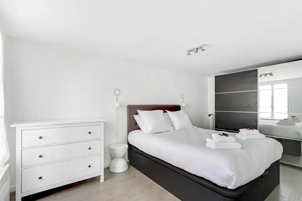 Majesti Upper Marais Apartments- Rue Du Faubourg Saint-martin Lägenhet