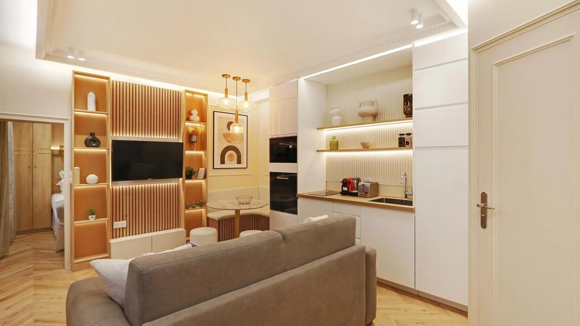 Apartment Majesti Upper Marais Apartments- Rue Du Faubourg Saint-martin