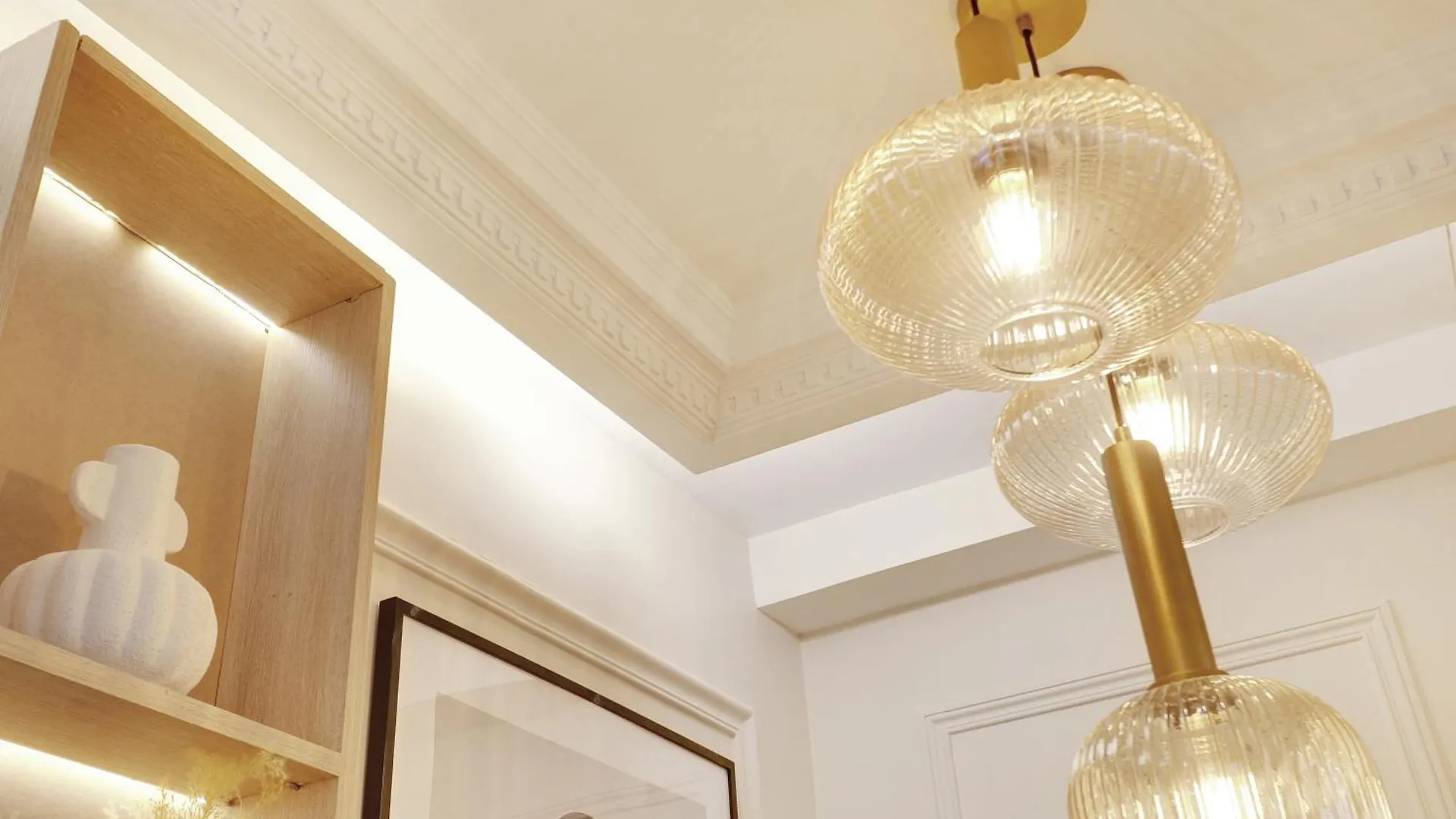 Majesti Upper Marais Apartments- Rue Du Faubourg Saint-martin